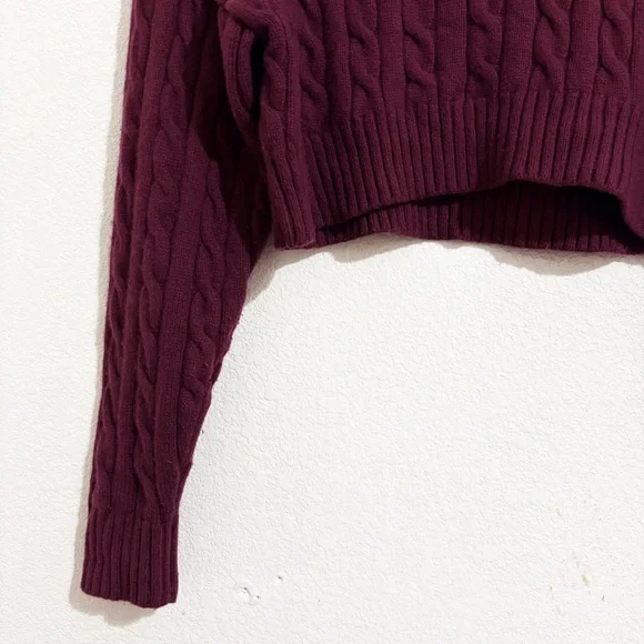 Aritzia Sunday Best Peggy Cropped Wool Blend Cable Knit Sweater in Marooned Red - Picture 4 of 7